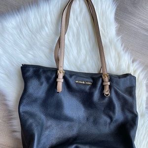 Michael Kors Leather Purse